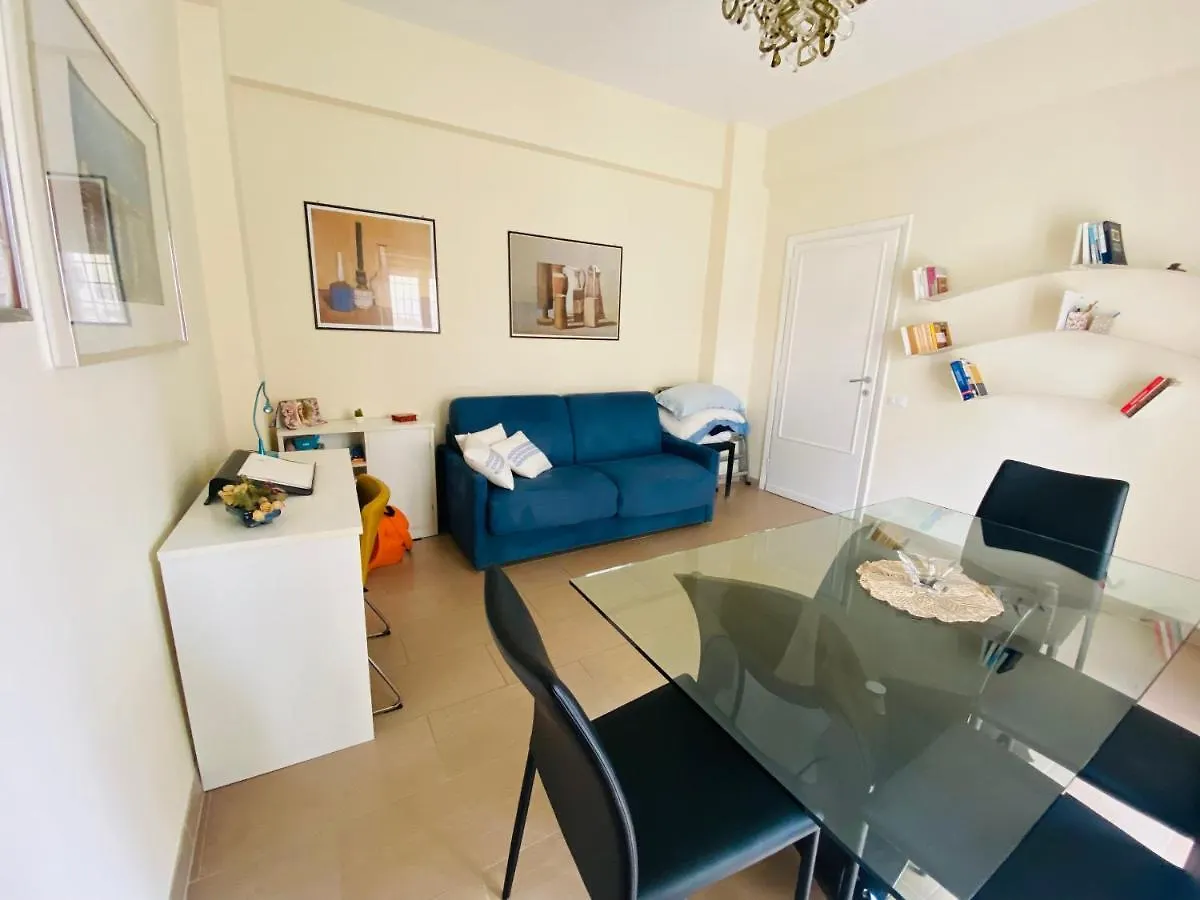 Comfy Apartment In Rome Near Metro Italy